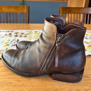 Born Olio leather ankle boots